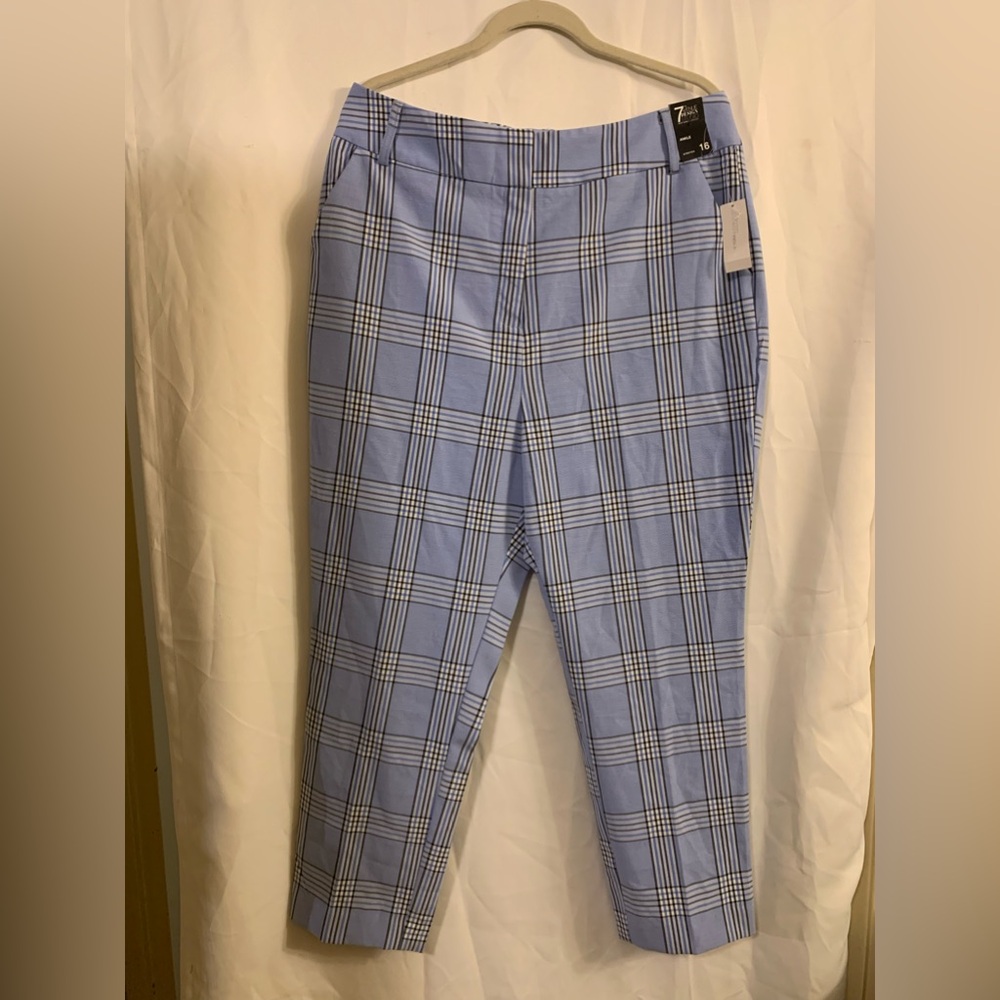 7 Avenue Design Studio New York an Company Ankle Stretch Women’s Plaid Pant